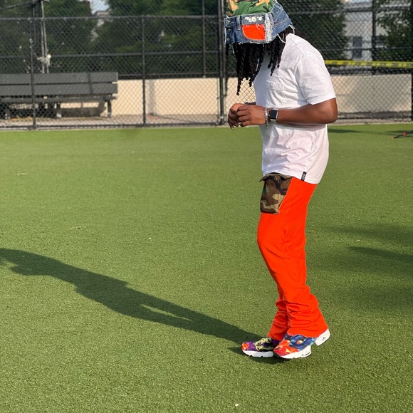 Stacked sweat pants made to order - Picture 1 of 4